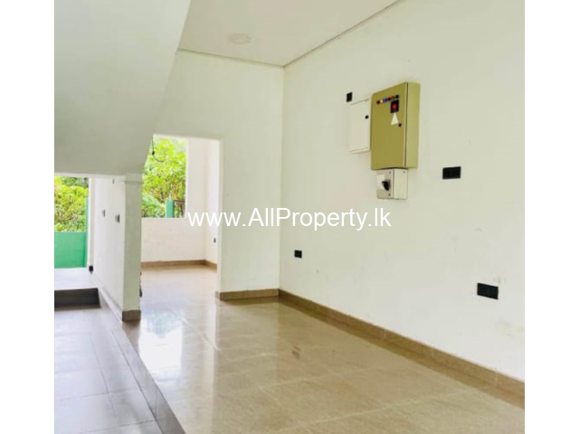 Hotel for Sale – Adiambalama, Katunayake