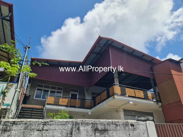 Building for Sale in Colombo 15